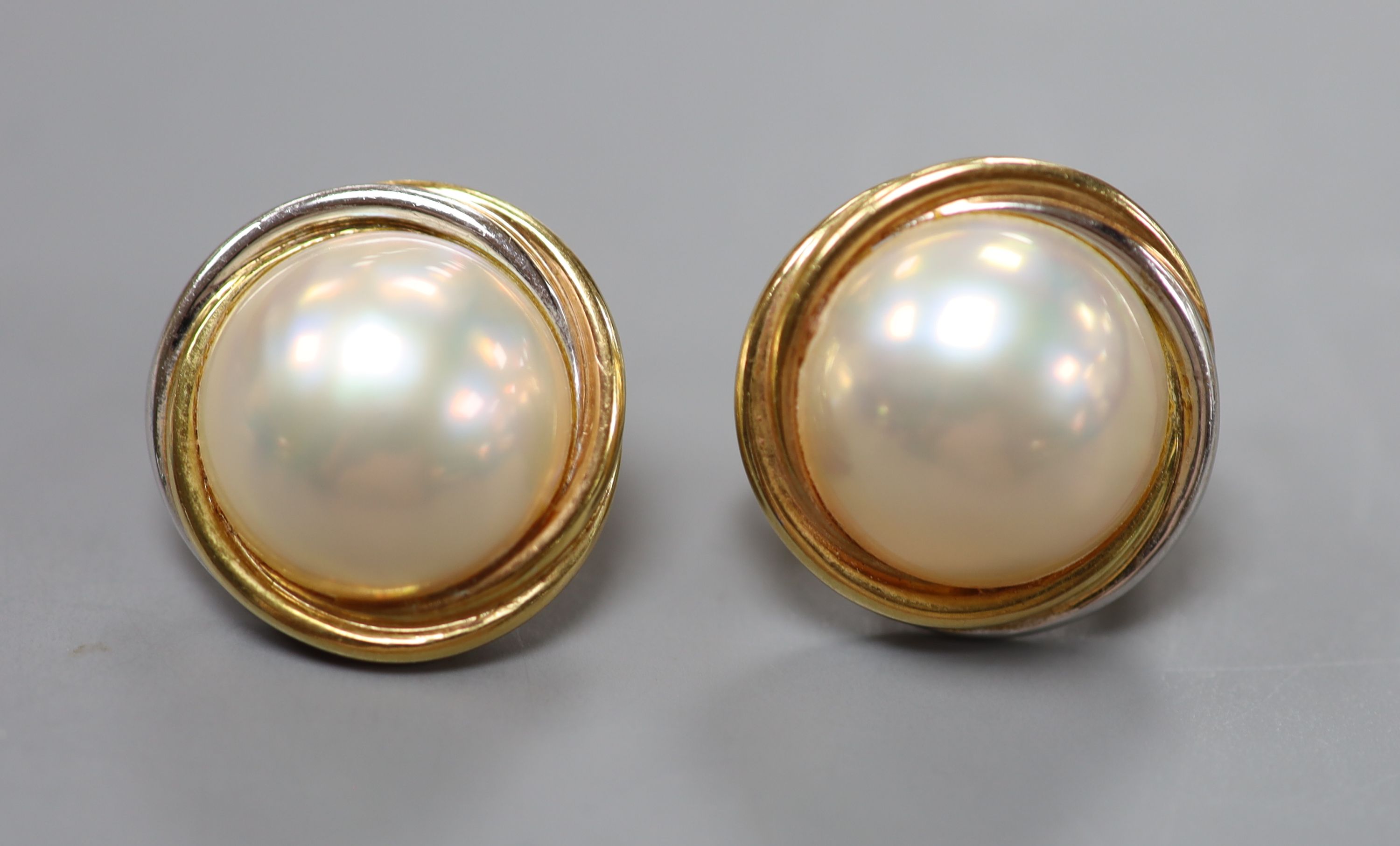 A modern pair of 14k yellow metal and mabe pearl ear clips, diameter 20mm, gross 12.5 grams